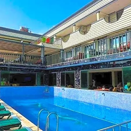 Britannia 3*